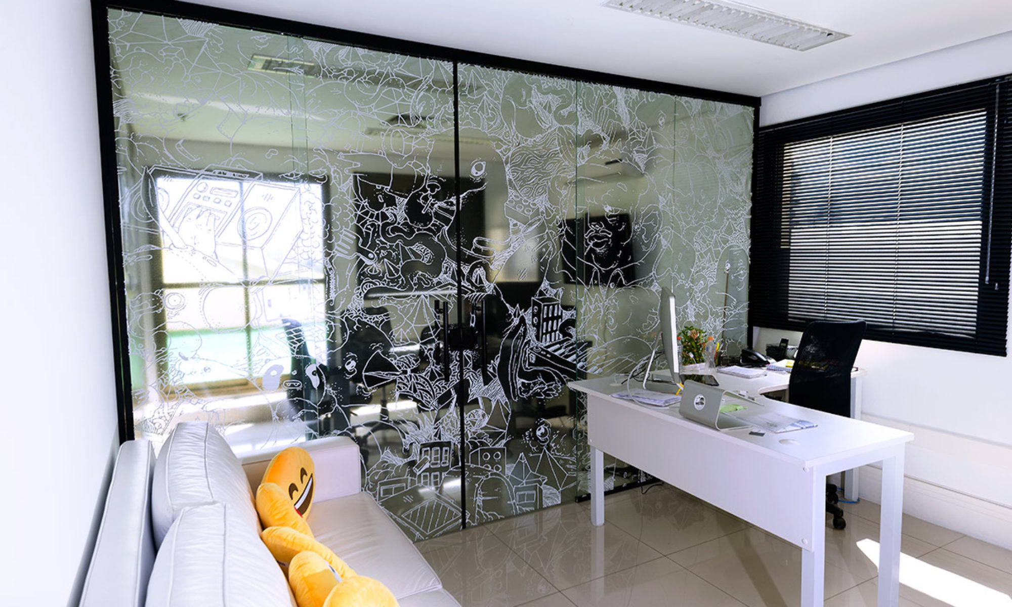 adesivo-jateado-impresso-elo-digital-2-2000x1200