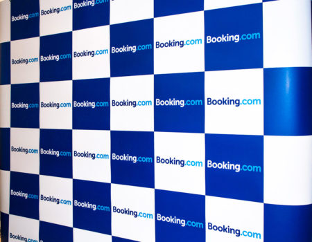 painel-backdrop-pantografico-reto-bookling-ponto-com-450x350