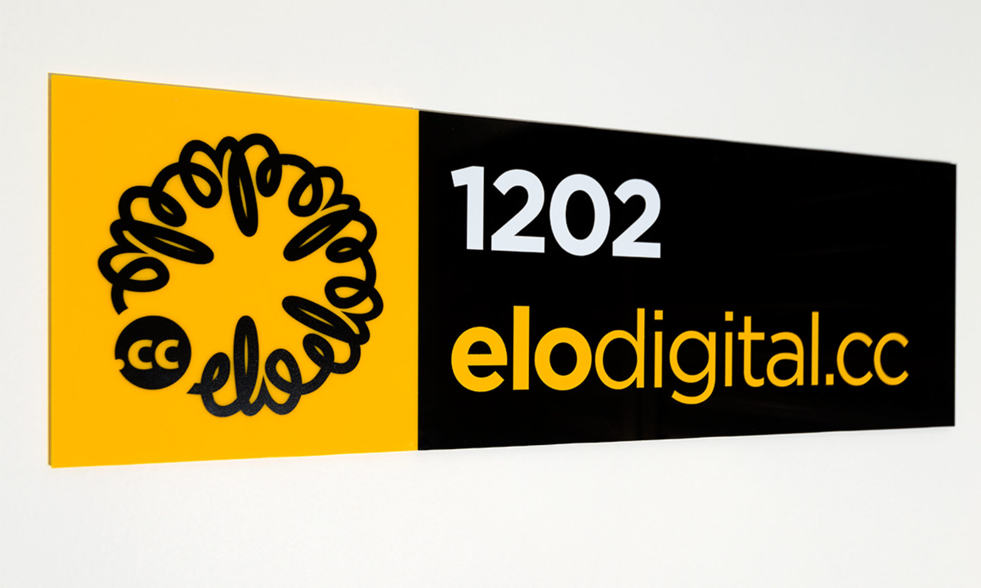 placa-de-sinalizacao-persinalizada-elo-digital-3-2000x1200