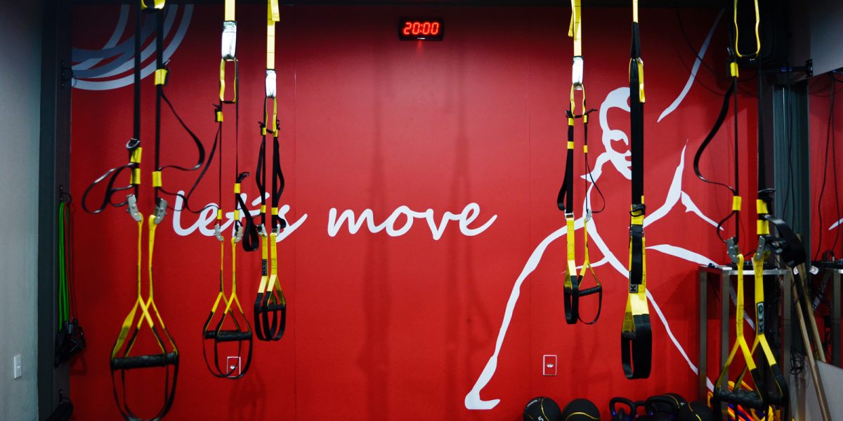 2 Spin Academia // comunicação visual adesivacao-de-parede-2spin-1-1200x600