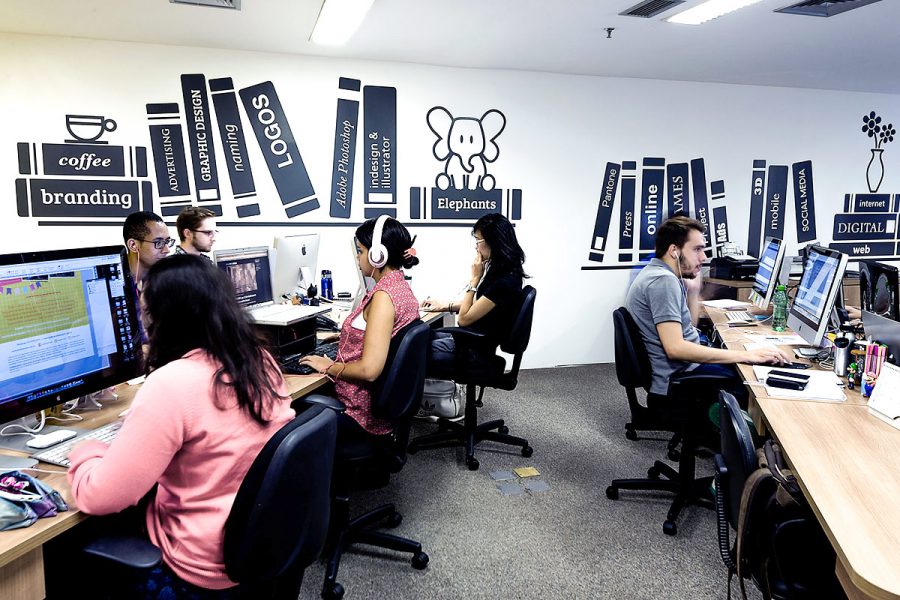 adesivacao-de-parede-ivoire-1-900x600