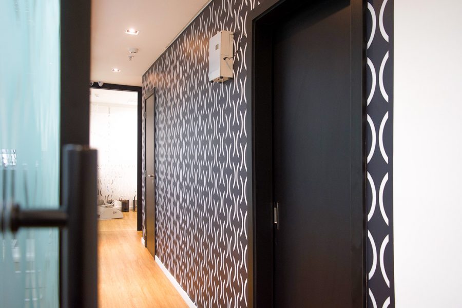 adesivo-de-parede-decoracao-recepcao-clinica-hori-1-900x600