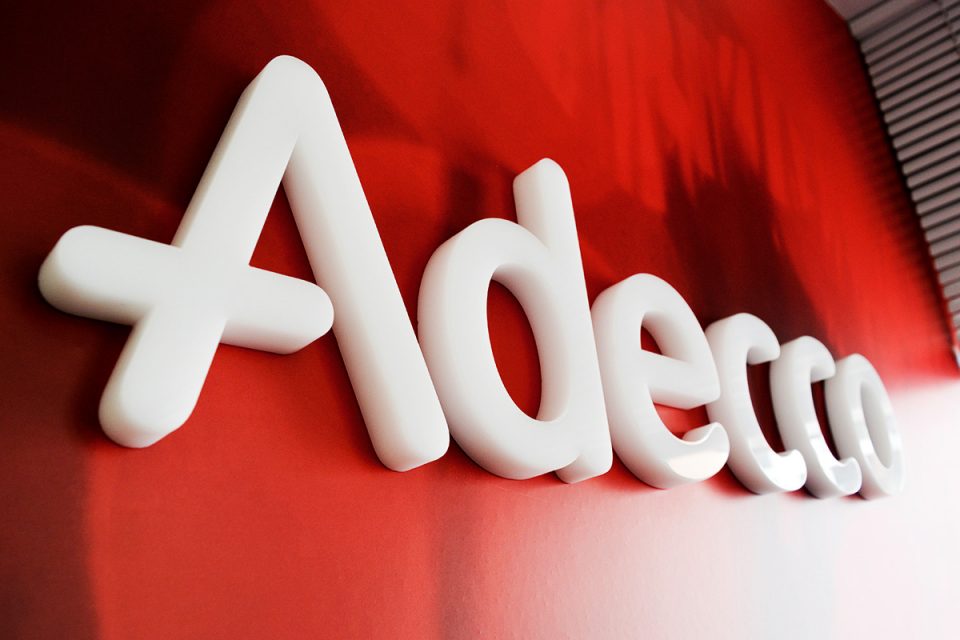 hometeste letra-caixa-adecco-2-3-960x640