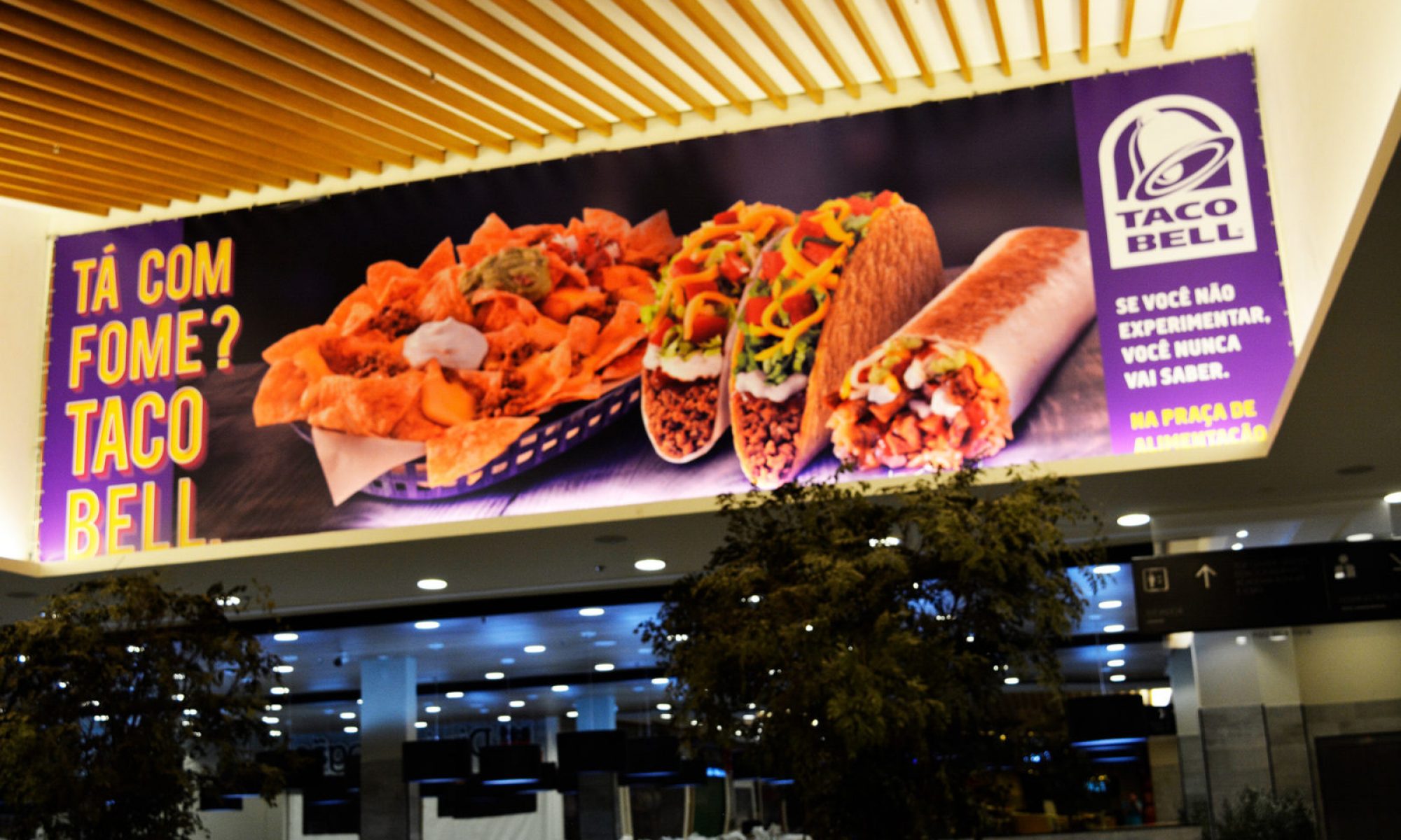 lona-frontlight-tacobell-e1530630202545-2000x1200