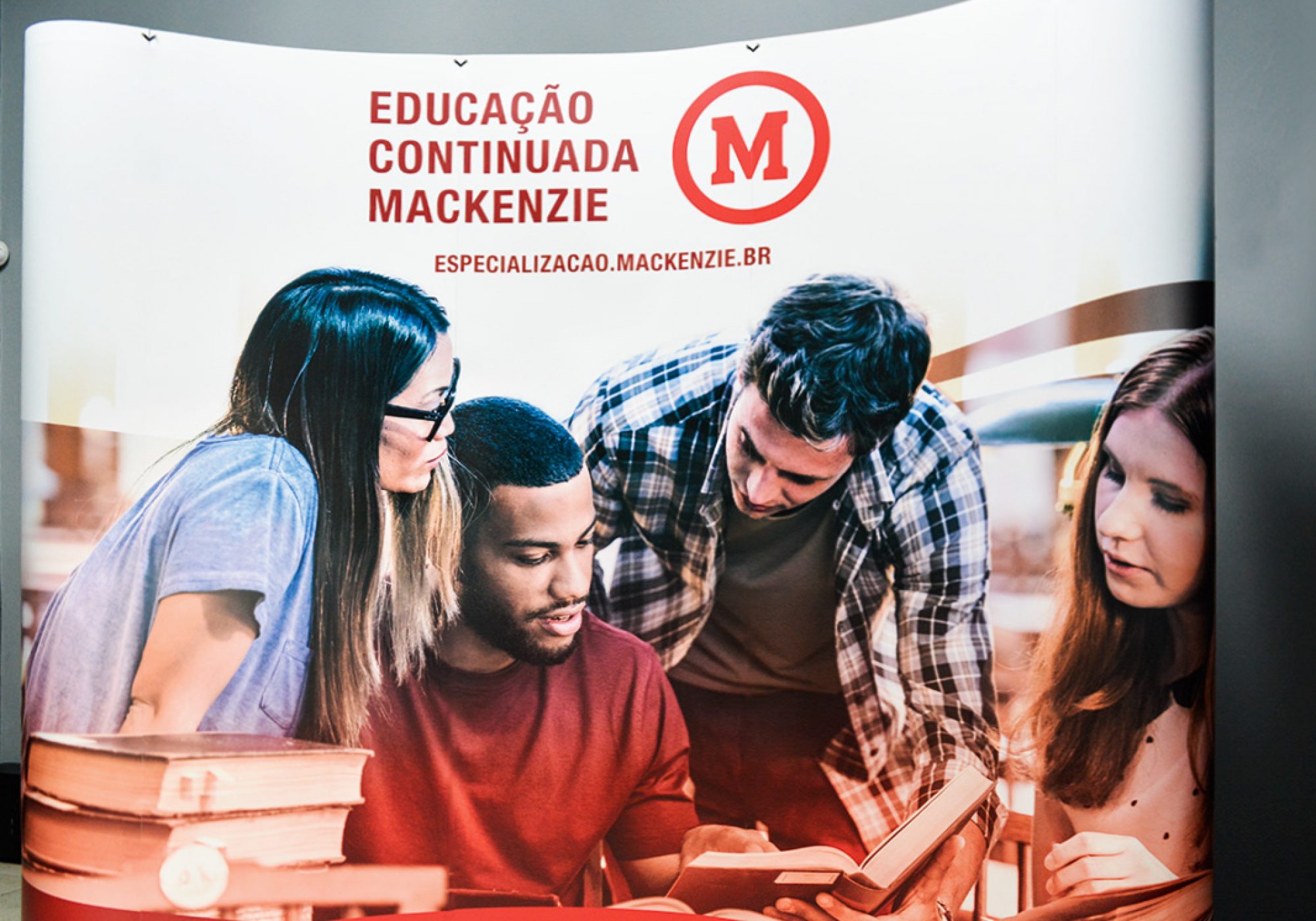 painel-backdrop-mackenzie-1-2000x1400