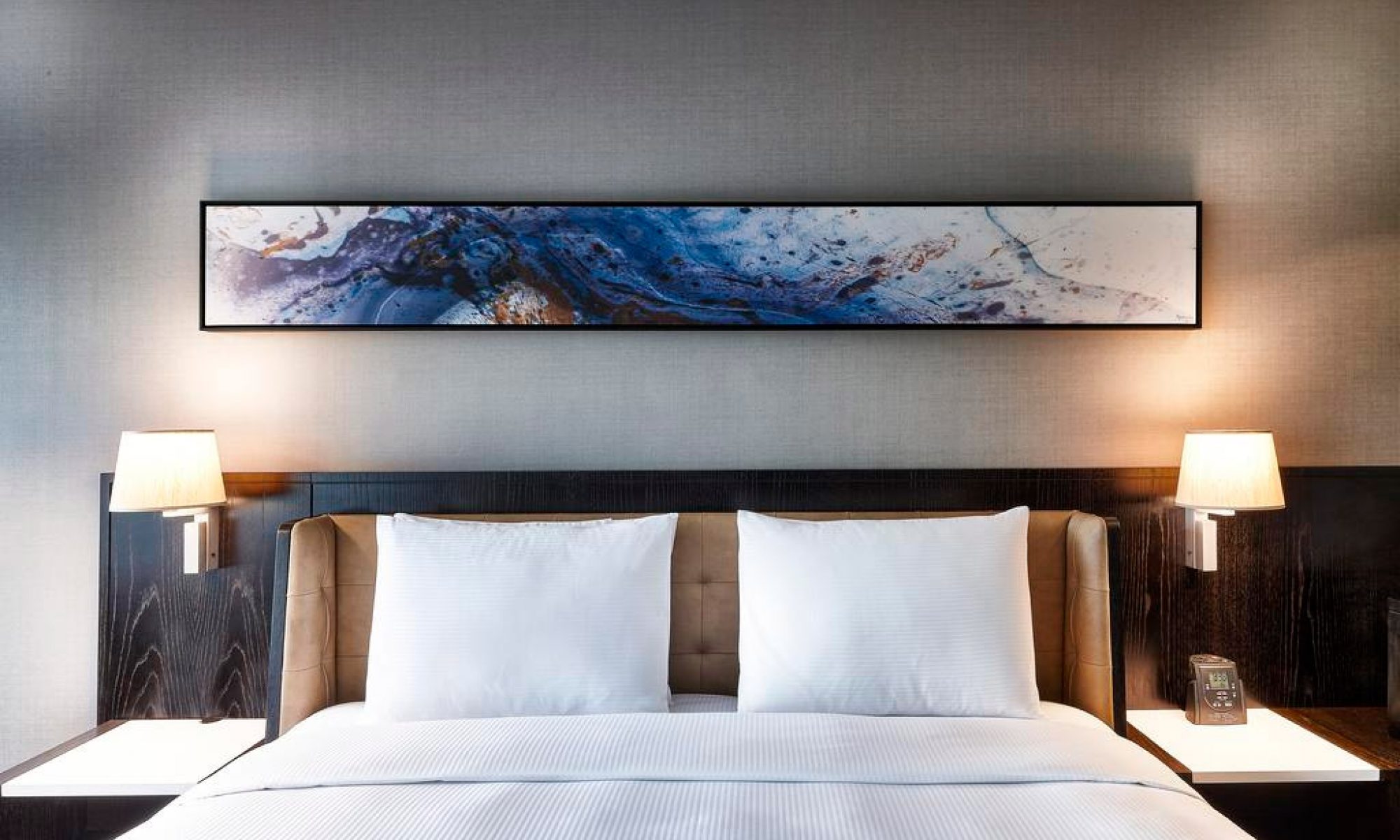 quadros-hotel-hilton-1-2000x1200