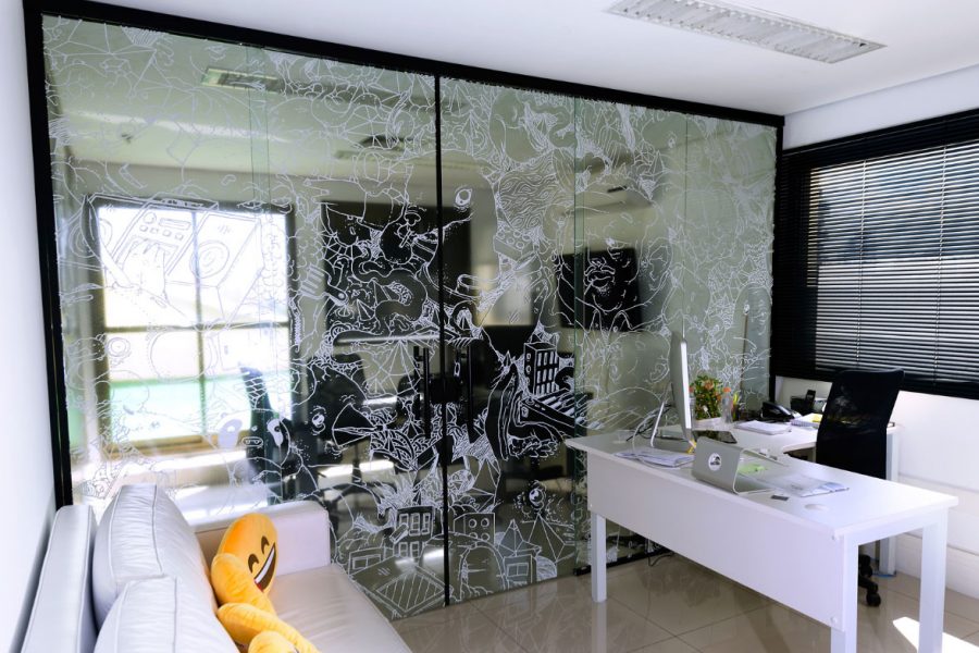 Adesivação de Vidro adesivos-para-porta-de-vidro-06-900x600