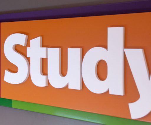 Up Study // letra caixa