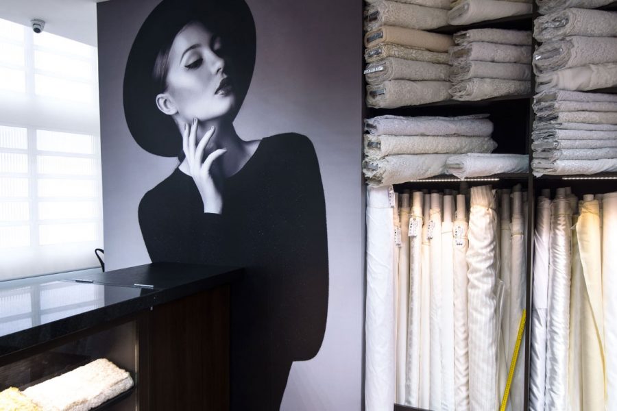 impressao-instalacao-adesivos-0-900x600