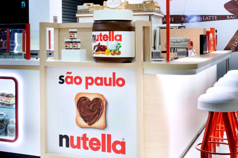 impressao-instalacao-adesivos-01-900x600