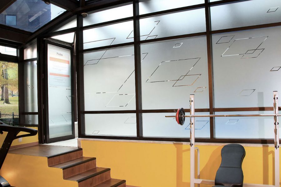 impressao-instalacao-adesivos-06-900x600