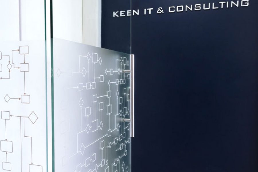 Instalação de Película Jateada instalacao-pelicula-jateada-04-900x600