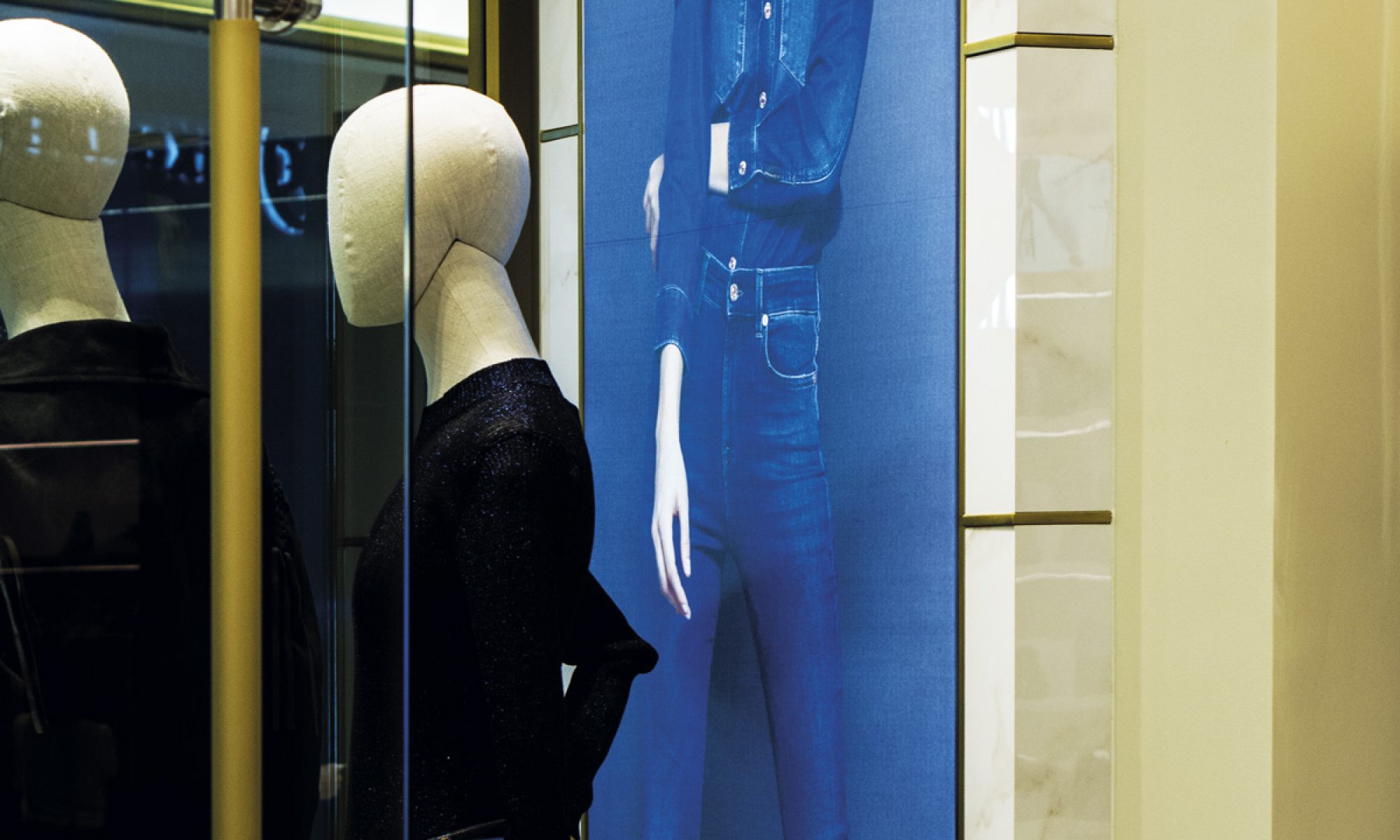 For all makind // letreiro e comunicação visual comunicacao-visual-for-all-makind-2-2000x1200