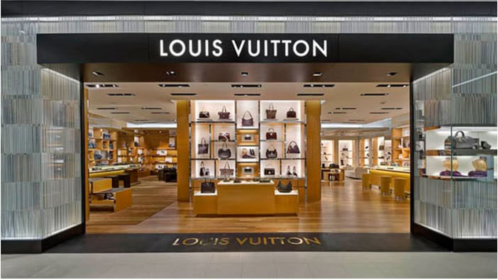 Fachada loja Louis Vuitton  Fachadas de lojas, Fachadas comerciais, Loja  louis vuitton